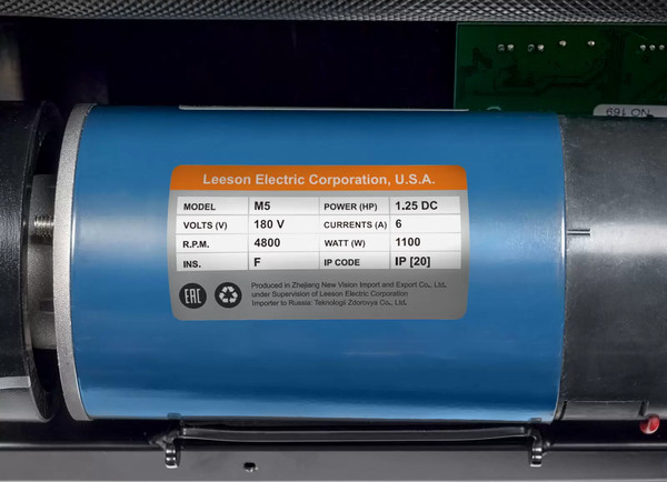 Изображение товара Электрическая беговая дорожка Titanium Life M5