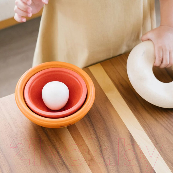 Изображение товара Развивающий игровой набор Plan Toys Пирамидка Куриное гнездо / 5695