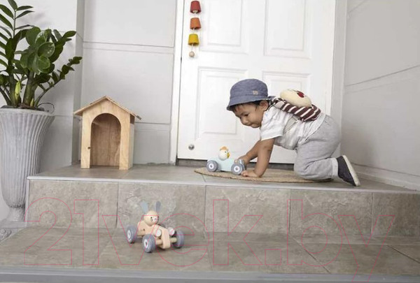 Изображение товара Игрушка-каталка Plan Toys Кролик / 5717