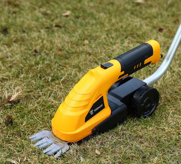 Изображение товара Кусторез аккумуляторный Deko DKGS4 Pro / 063-4471