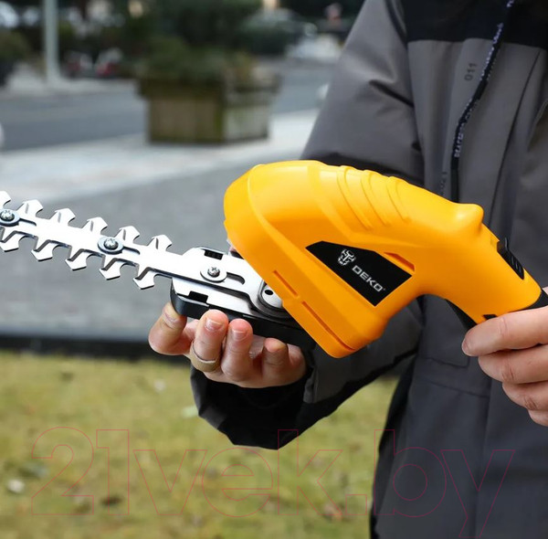 Изображение товара Кусторез аккумуляторный Deko DKGS4 Pro / 063-4471