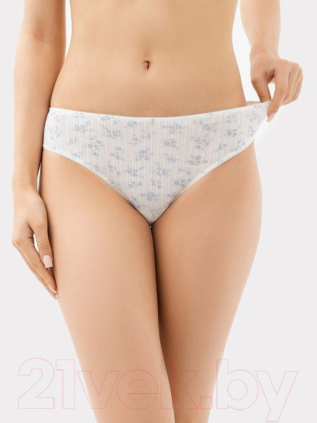 Изображение товара Комплект женских трусов Mark Formelle 412550-3 (р.94, цветочки на молочном)