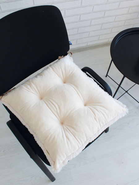 Изображение товара Подушка на стул Lanatex Plush 0350 / 22330 (44x44x10см, кремовый)