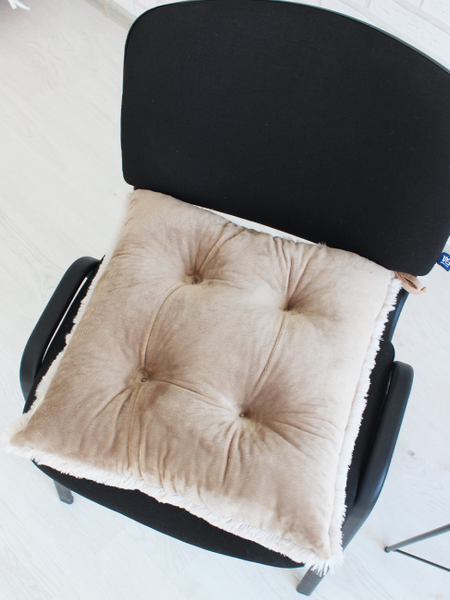 Изображение товара Подушка на стул Lanatex Plush 0350 / 22341 (44x44x10см, светло-бежевый)