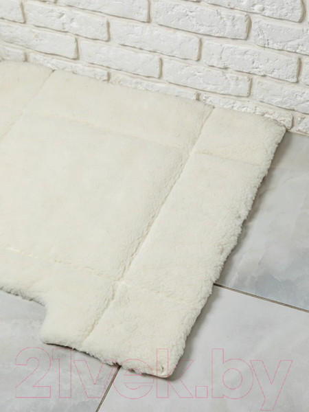 Изображение товара Лежанка для животных Lanatex 169 / 22177 (71x69x1.5, светло-бежевый)