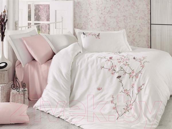 Изображение товара Комплект постельного белья Dantela Vita Butterfly с вышивкой 200x220 / 9345 (кремовый)