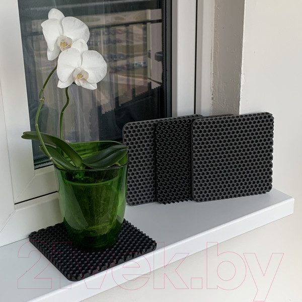 Изображение товара Набор ковриков для кашпо Alicosta Классик 2 Эва / 180x180_4/1/3_UNI (соты, черный/серый)