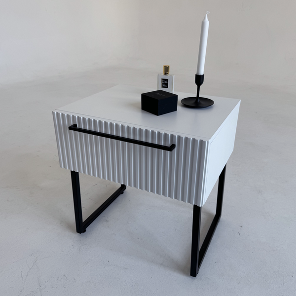 Изображение товара Прикроватная тумба Shtabe Gross 6101 эко (белый/ручка черный)