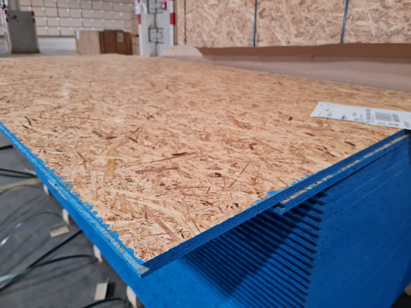 Изображение товара Строительная плита Kronospan (Ultradecor) OSB-3 влагостойкая шип-паз (18x2435x1206)