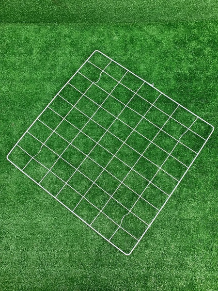 Изображение товара Решетка для инкубатора Несушка Куриная Большая 63 ячейки