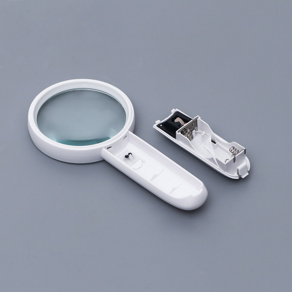 Изображение товара Лупа ручная Sima-Land С подсветкой / 4387629 (белый)