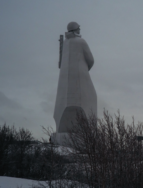 Изображение товара Книга АСТ Советские монументы, твердая обложка (Котов Арсений)