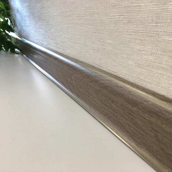 Изображение товара Плинтус LinePlast ПВХ 58мм L044 (2.2м, дуб капучино)