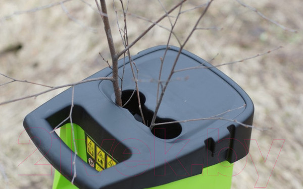 Изображение товара Садовый измельчитель электрический Greenworks 2208007