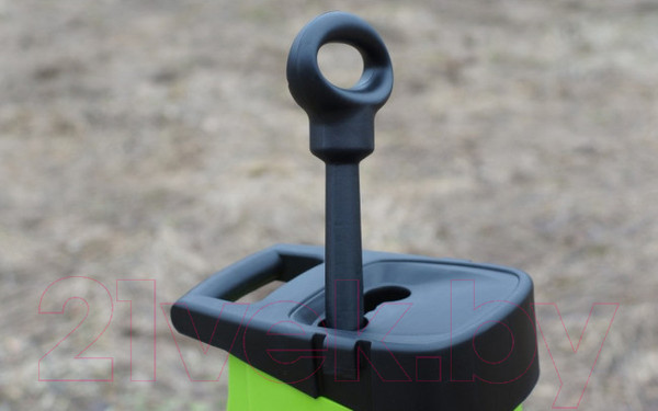 Изображение товара Садовый измельчитель электрический Greenworks 2208007