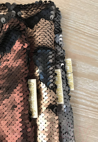 Изображение товара Наволочка декоративная Sofi de Marko Шайн 45х45 / Н-Ш-мчб-45х45 (черный/бордовый)