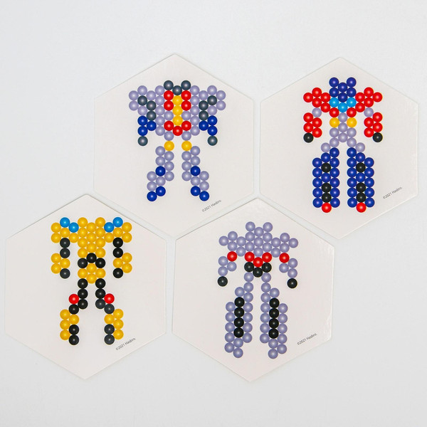 Изображение товара Развивающая игра Hasbro Аквамозаика. Автоботы. Трансформеры / 5434666