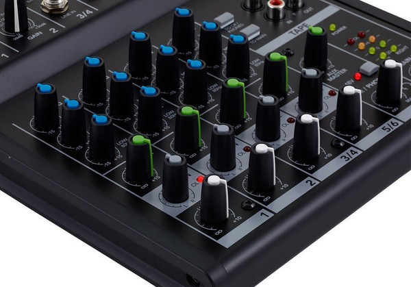Изображение товара Микшерный пульт MACKIE Mix8