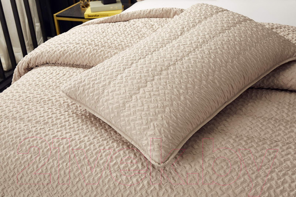 Изображение товара Набор текстиля для спальни Sofi de Marko Ирма 160х220 / Пок-Ир-160х220бж (бежевый)