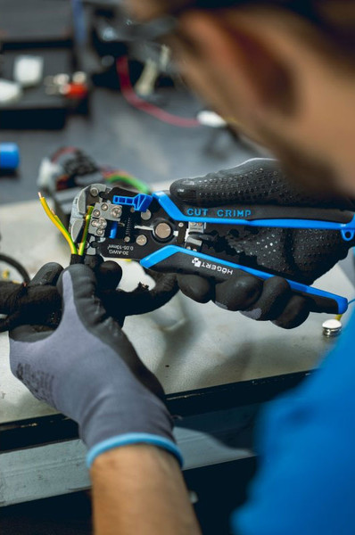 Изображение товара Инструмент для зачистки кабеля Hoegert HT1P182