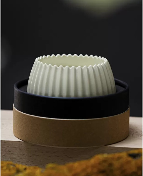 Изображение товара Свеча Tkano Edge Nutmeg, Leather & Vanilla TK23-ARO0018 (бежевый)