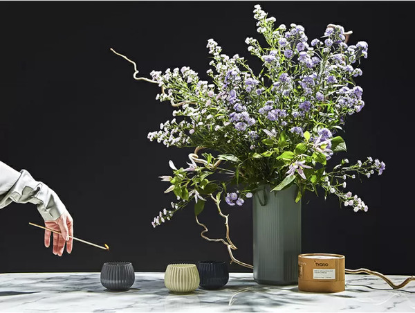 Изображение товара Свеча Tkano Edge Spicy Snowflakes TK23-ARO0036 (серый)