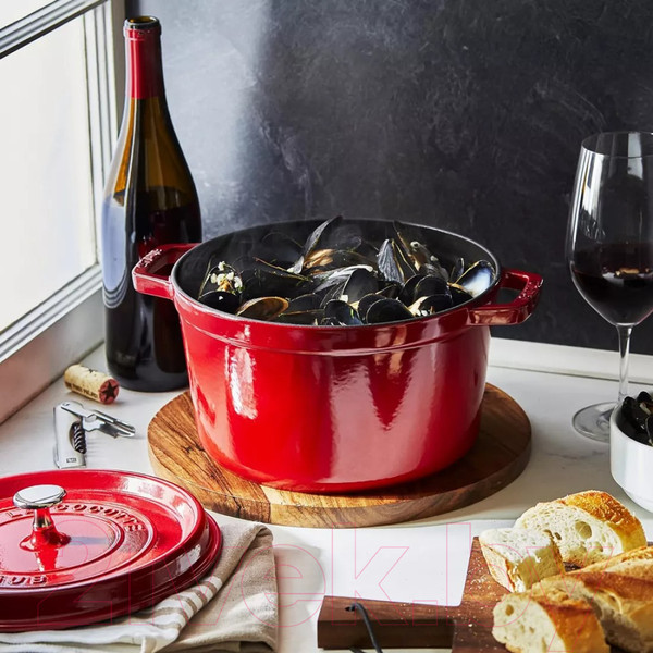 Изображение товара Кокотница Staub La Cocotte 12502406 (вишневый)