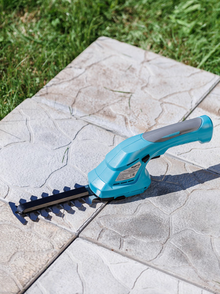 Изображение товара Садовые ножницы аккумуляторные GPT SGT 362