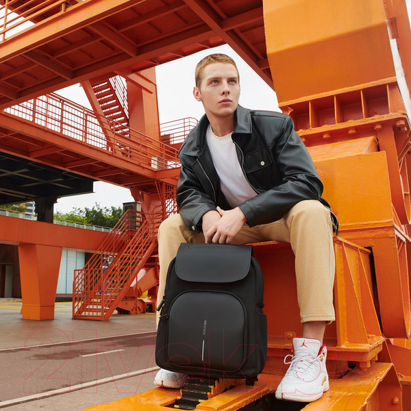 Изображение товара Рюкзак XD Design Soft Daypack / P705.981 (черный)