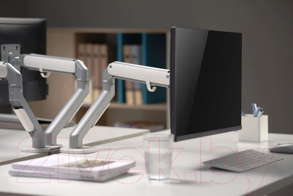 Изображение товара Кронштейн для монитора Ultramounts UM734SIL (серый/серебристый)