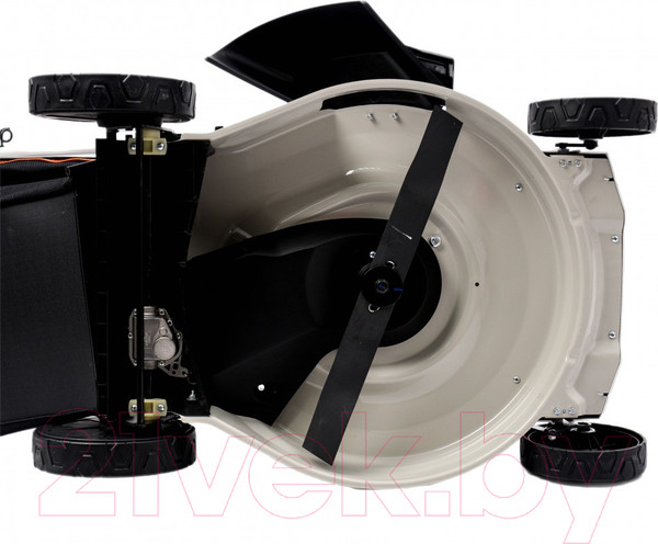 Изображение товара Газонокосилка бензиновая Helmut TR 51SL