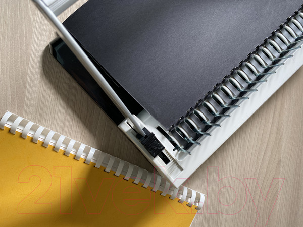 Изображение товара Пружины для переплета Гелеос BCA4-32WB 32мм (белый/черный)