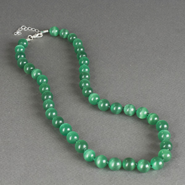 Изображение товара Бусы Wolves Кошачий глаз 3051 (зеленый)