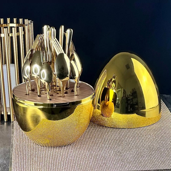 Изображение товара Набор столовых приборов Lenardi 197-033 (24пр)