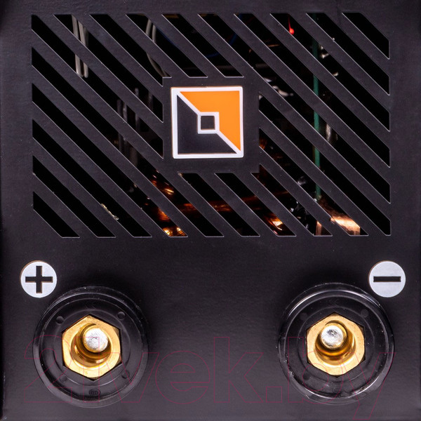 Изображение товара Инвертор сварочный FoxWeld Uno MMA 250 SYN / 8543