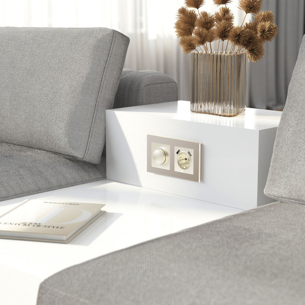 Изображение товара Рамка для выключателей и розеток Werkel Senso W0023111 (шампань/стекло soft-touch)