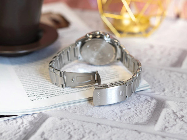 Изображение товара Часы наручные мужские Casio EFR-526D-2A