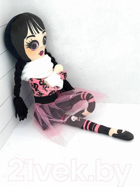 Изображение товара Кукла Malvina Аманда в розовом / 63.3.1