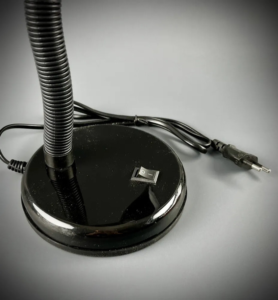 Изображение товара Настольная лампа INhome СНО 22Ч 60Вт / 4690612046877