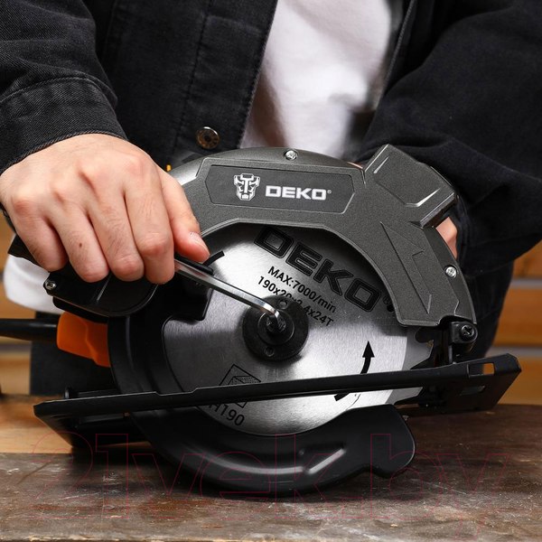 Изображение товара Дисковая пила Deko DKCS1800-190 Laser / 083-1011