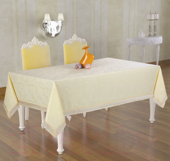 Изображение товара Скатерть DO&CO c гипюром 160x220 / 8082 (золотой)