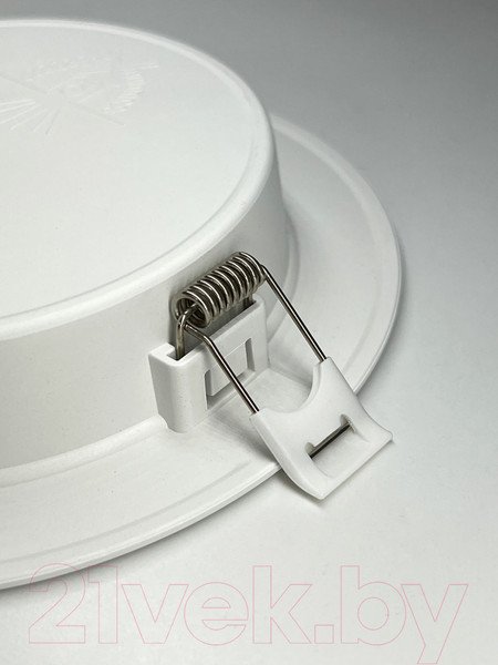 Изображение товара Точечный светильник Truenergy 10085