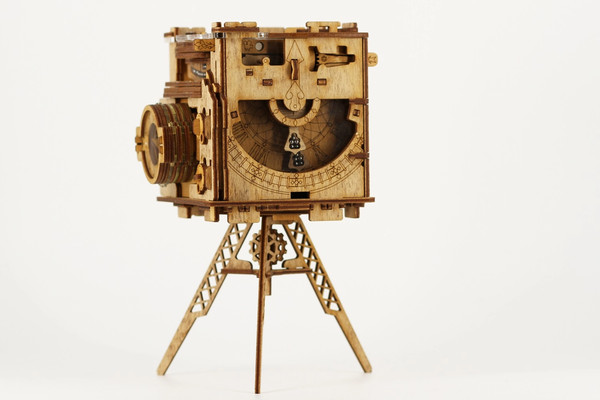 Изображение товара Игра-головоломка Idventure UG Квестбокс. Фотоаппарат Шерлока Холмса. Головоломка / 195591