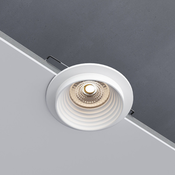 Изображение товара Точечный светильник Elektrostandard 25007/01 GU10 (белый)