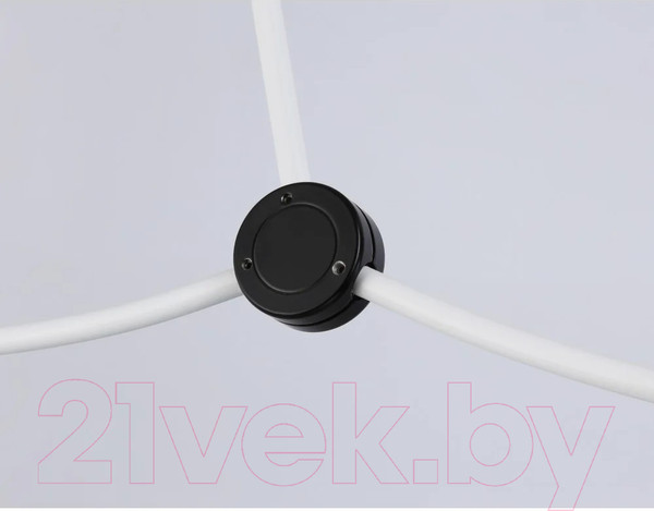 Изображение товара Люстра Ambrella Traditional TR2566/3 WH/BK (белый/черный)