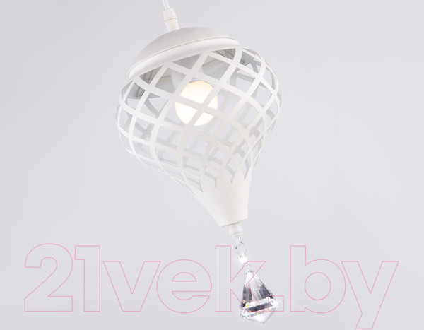 Изображение товара Потолочный светильник Ambrella Traditional TR8441 WH (белый)