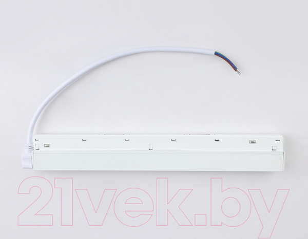 Изображение товара Ввод питания для шинопровода Ambrella Magnetic GL3652 WH (белый)