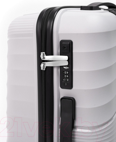 Изображение товара Набор чемоданов Pride РР-9702 (3шт, светло-серый)