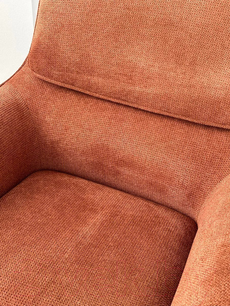 Изображение товара Кресло мягкое M-City Magda / 629M05454 (Cato-08 коричневый/черный)