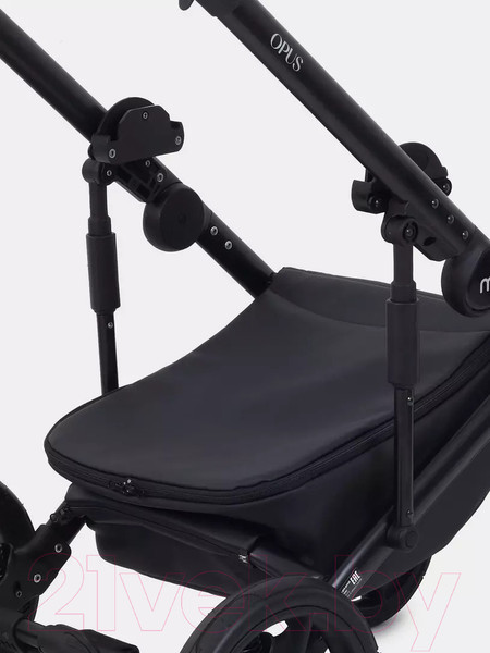 Изображение товара Детская универсальная коляска MOWbaby Opus 3 в 1 (05 Light grey)